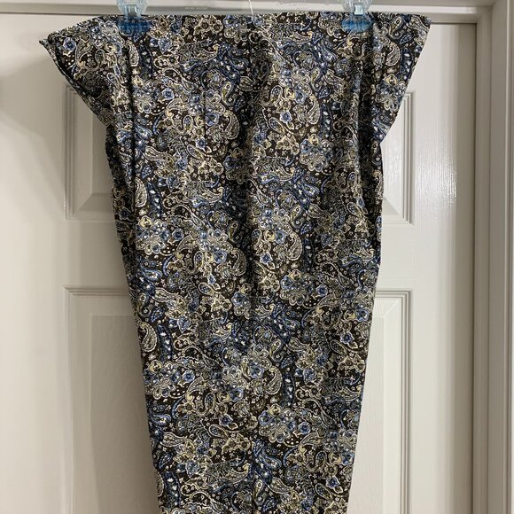 Venezia Jeans Women's Multi-Color Paisley Print Capri Pants, Size 24 - Picture 1 of 6